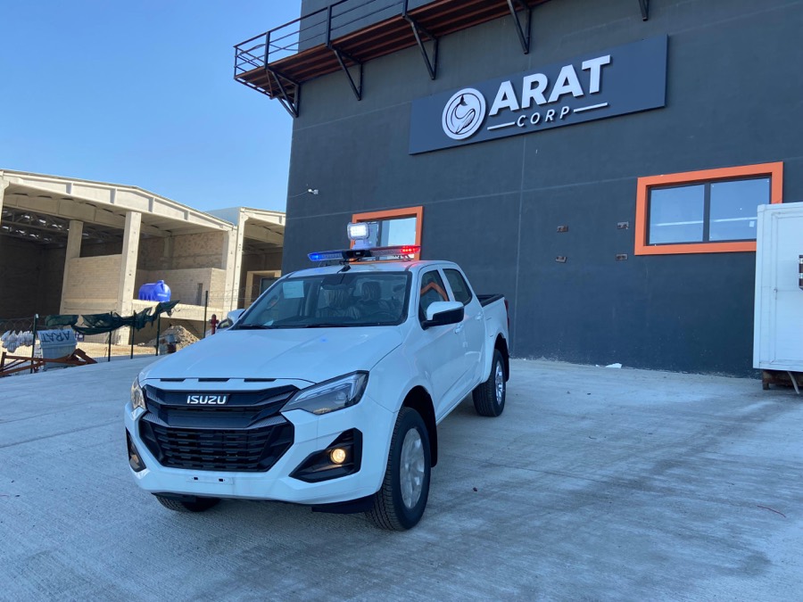 ARAT Corporation — Ekipmanlı pikap — ön görünüm